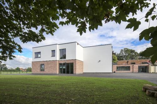 0003_ST MARYS FIELD LEICESTER_WD20150903_NH1003 (800x533).jpg